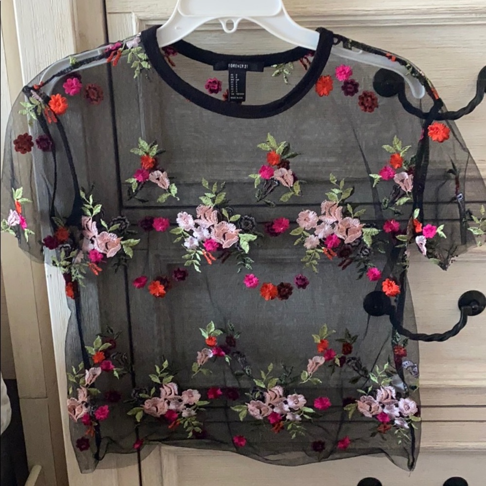 See through flower top